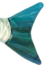 BeCare plyšová ryba Karas – detail ocasu