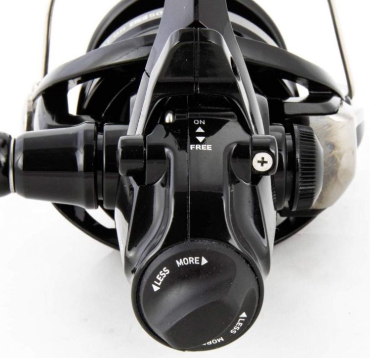 Daiwa naviják Emcast BR LT 3000