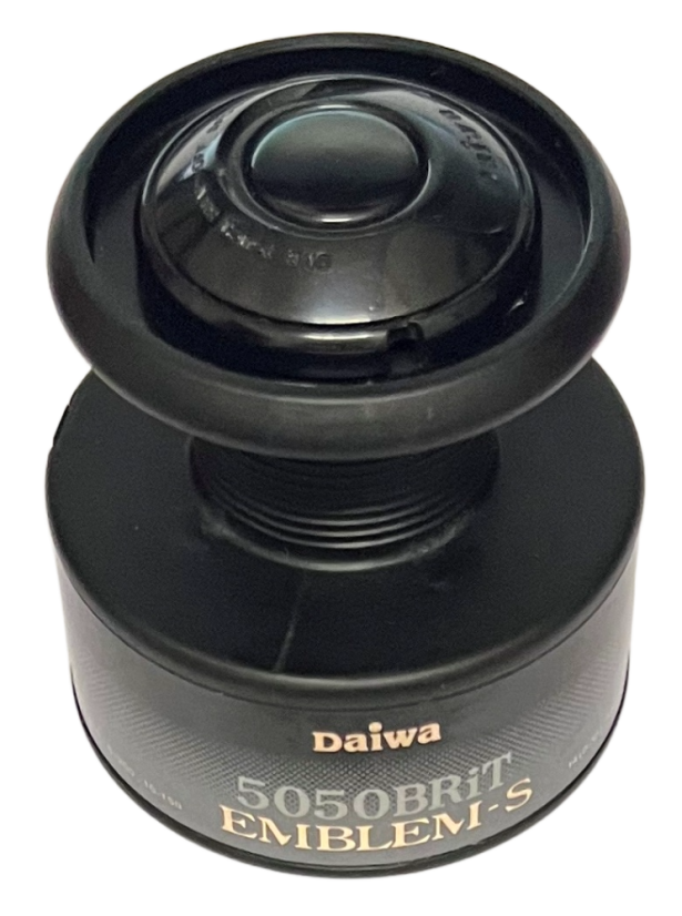 Daiwa náhradní cívka Emblem-S 5050BRiT - pohled shora
