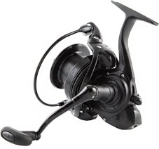 Daiwa naviják Emblem 25QD