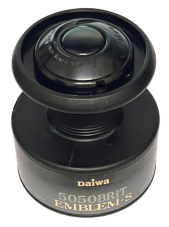 Daiwa náhradní cívka Emblem-S 5050BRiT - pohled shora