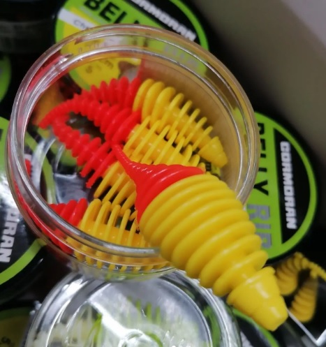 Cormoran gumová nástraha Belly Rib 6,5cm 5ks česnek