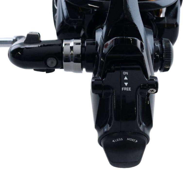 Daiwa naviják GS BR LT 4000-C