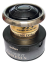 1 boční pohled na cívku Daiwa Emblem-X 4550BRiT – kovový lem
