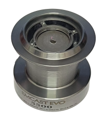 Daiwa náhradní cívka EMCAST EVO 5500 - lehký pohled shora