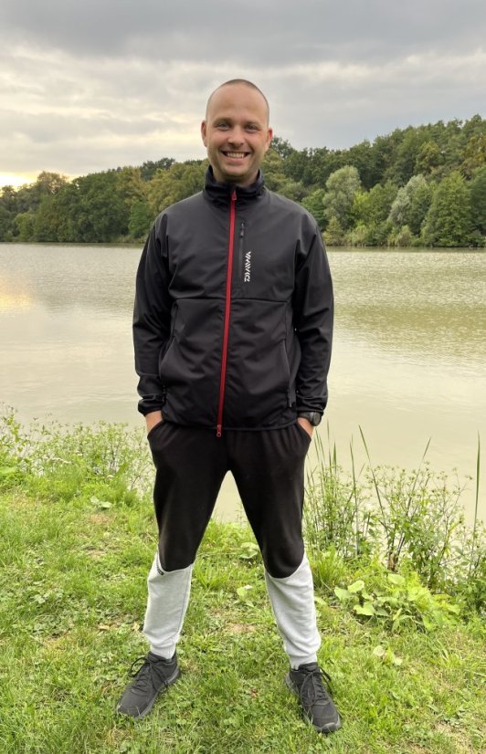 Daiwa bunda Wind Block Stretch Jacket Black - celá postava