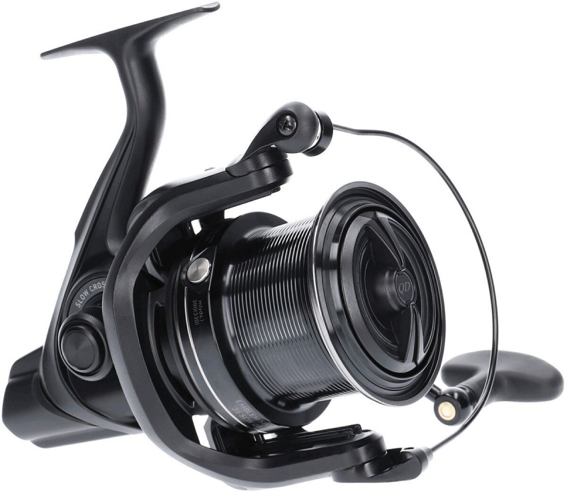 Daiwa naviják 18 EMBLEM SPOD 35 SCW QD