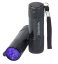 Rozsvícená UV svítilna DAIWA UV Torch