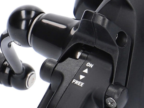 Daiwa naviják Black Widow BR LT 4000-C